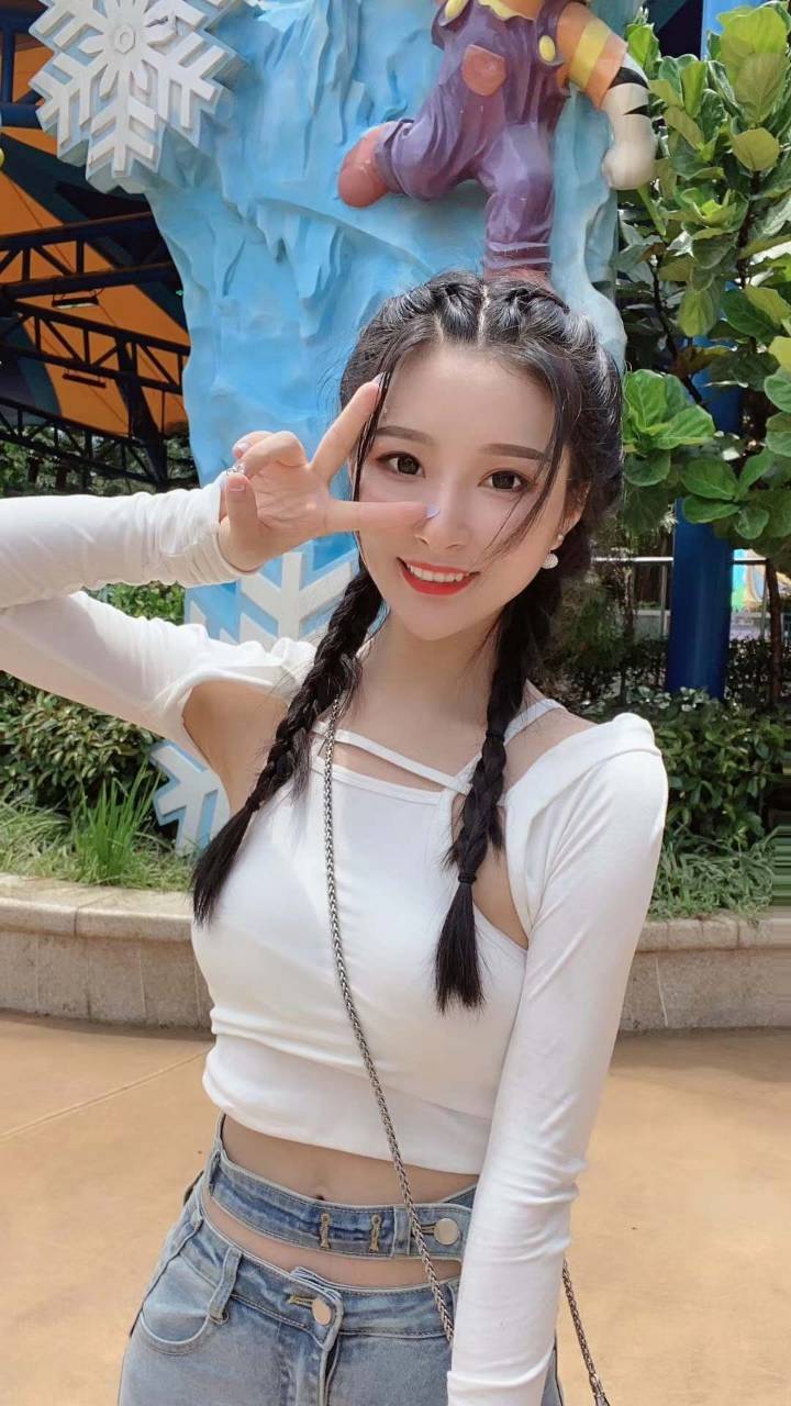 0715圈,好久不见 张琪琪37 很温馨的一幕 你养我长大 你老了 我照顾你